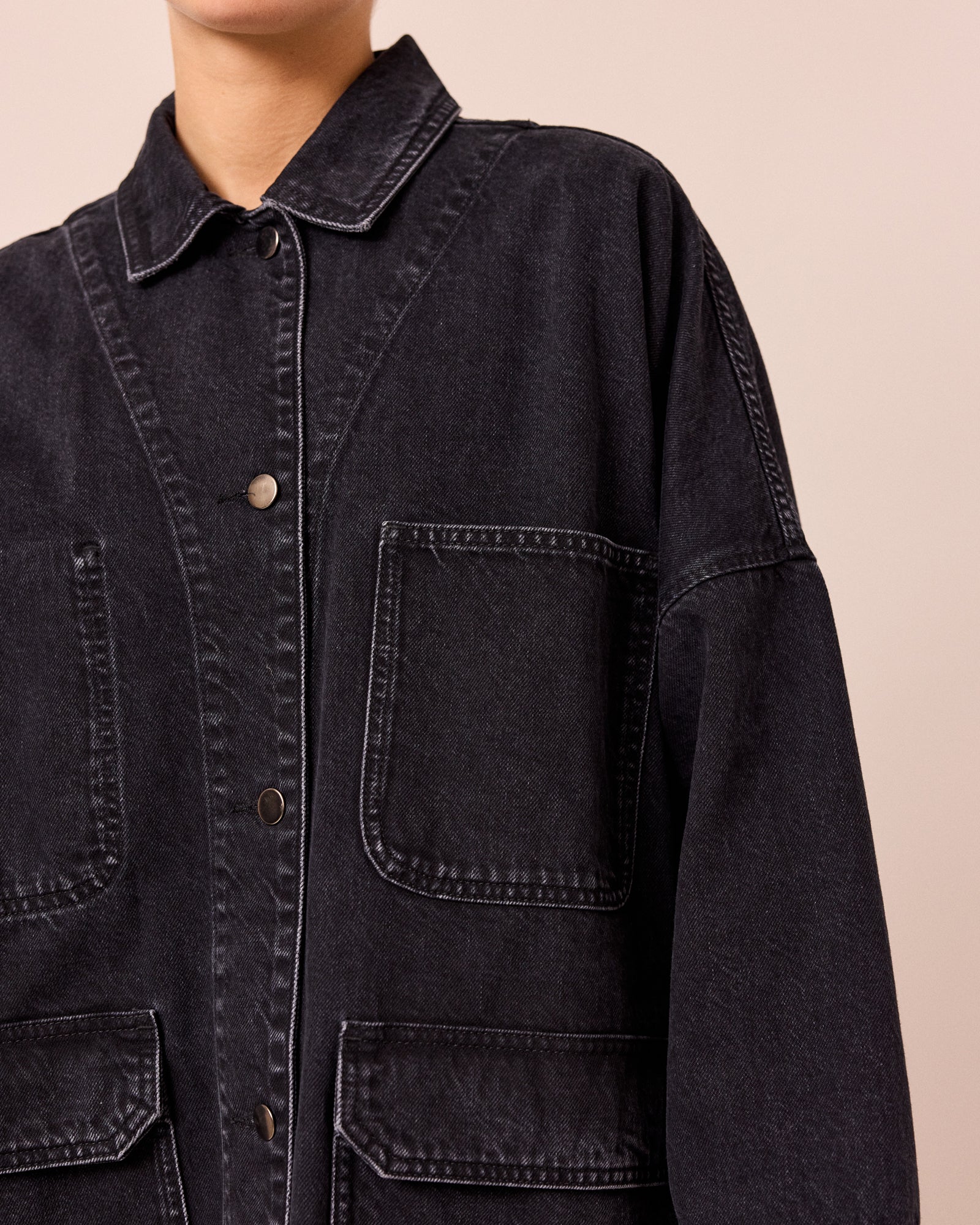 Bea Washed Black Denim Jacket - Image 4