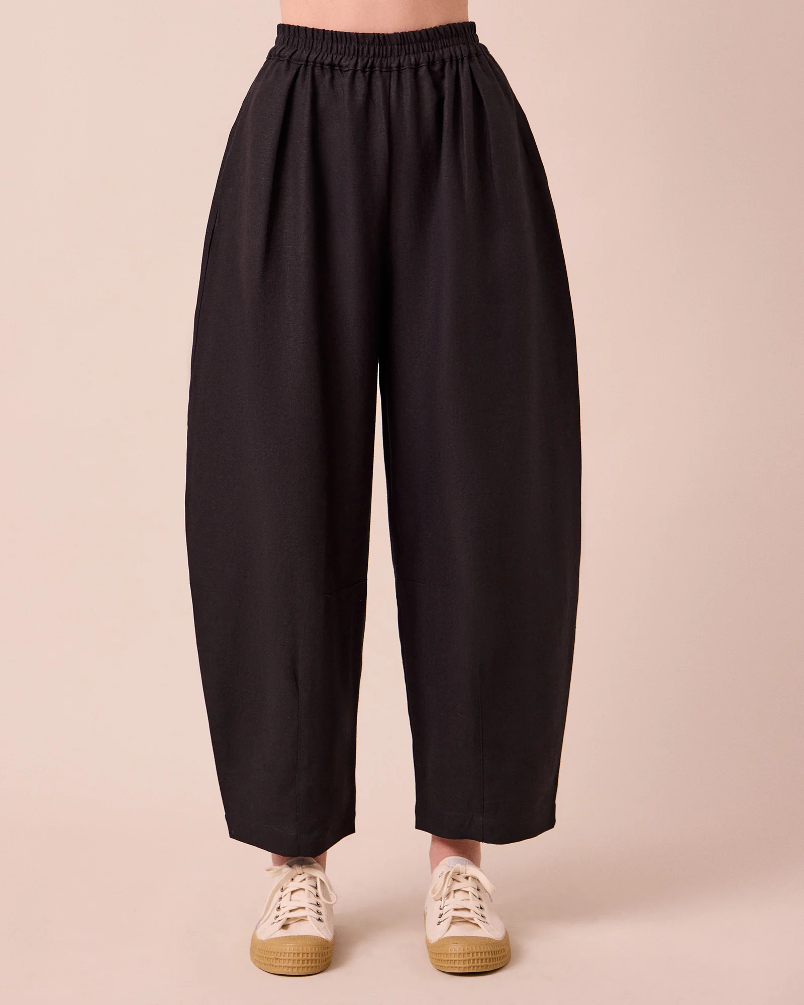 Daisy Black Linen Trousers - Image 3