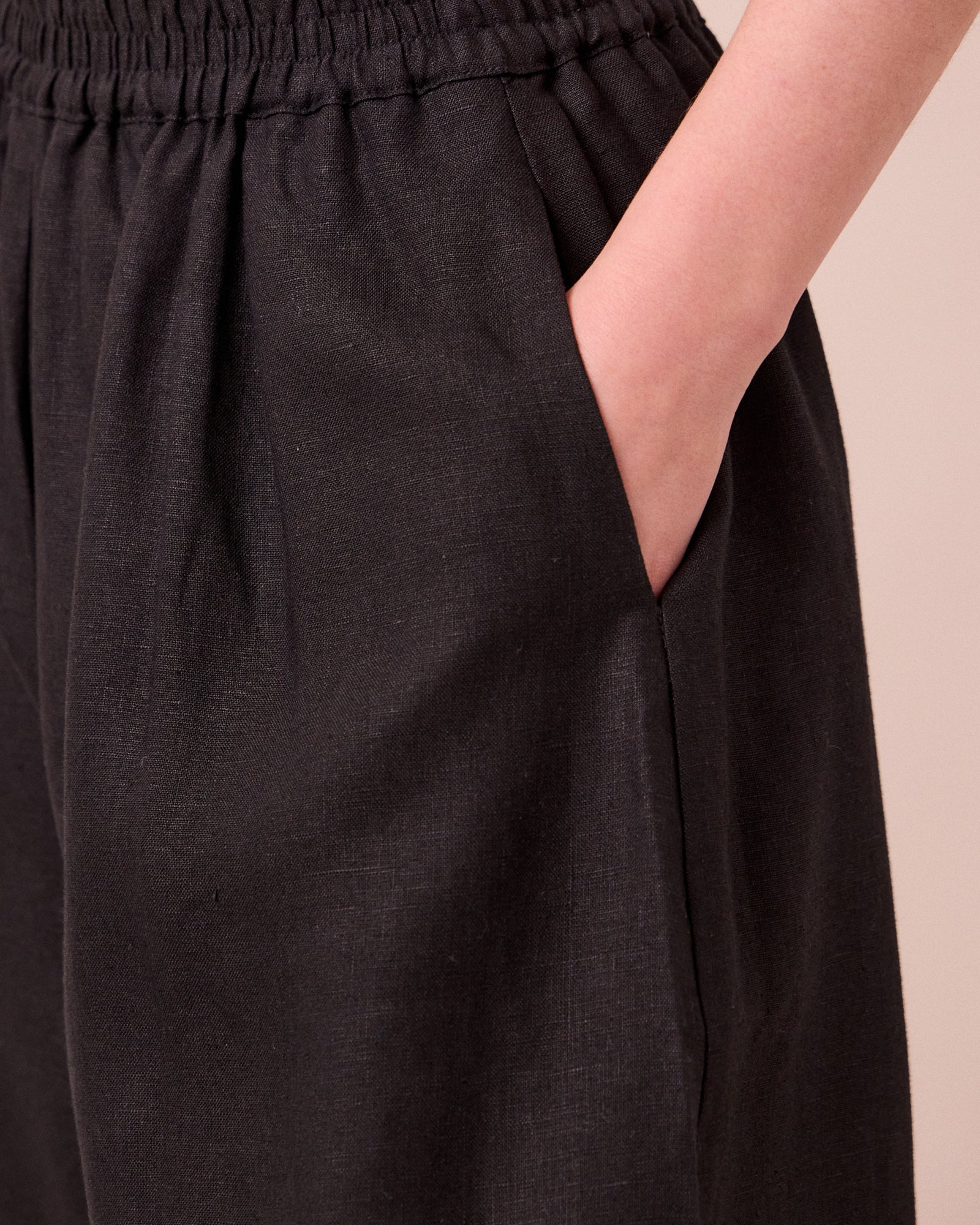 Daisy Black Linen Trousers - Image 5