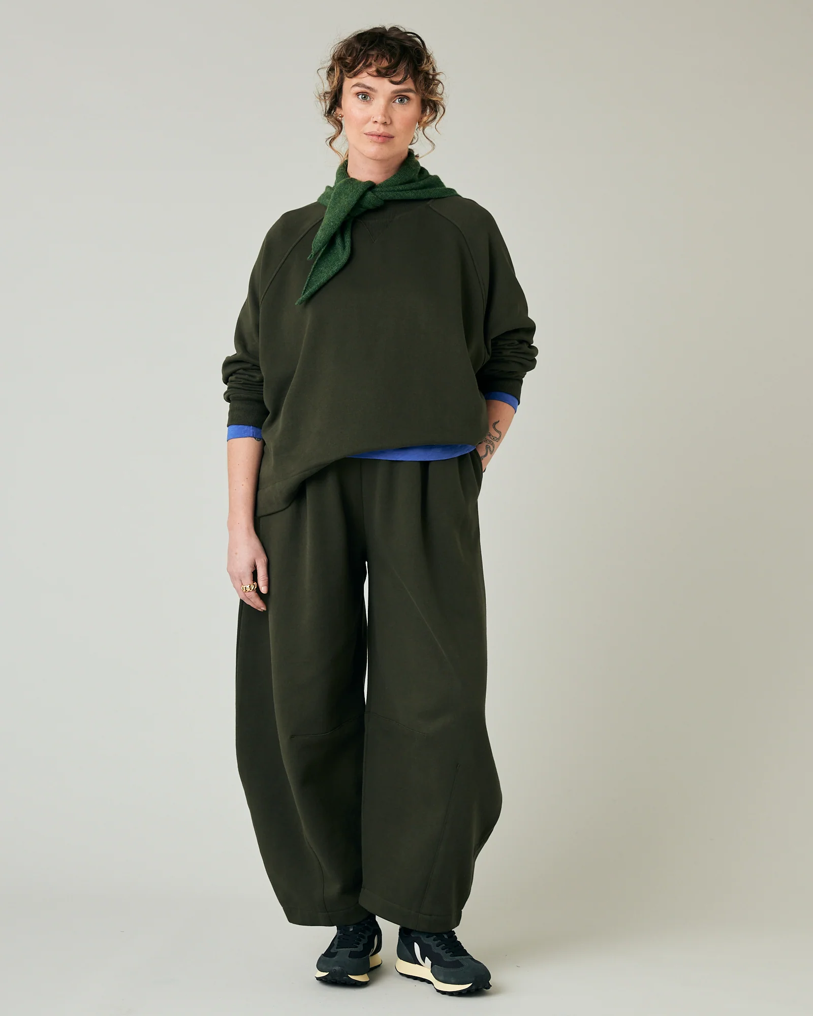 Daisy Olive Fleece Joggers - Image 7