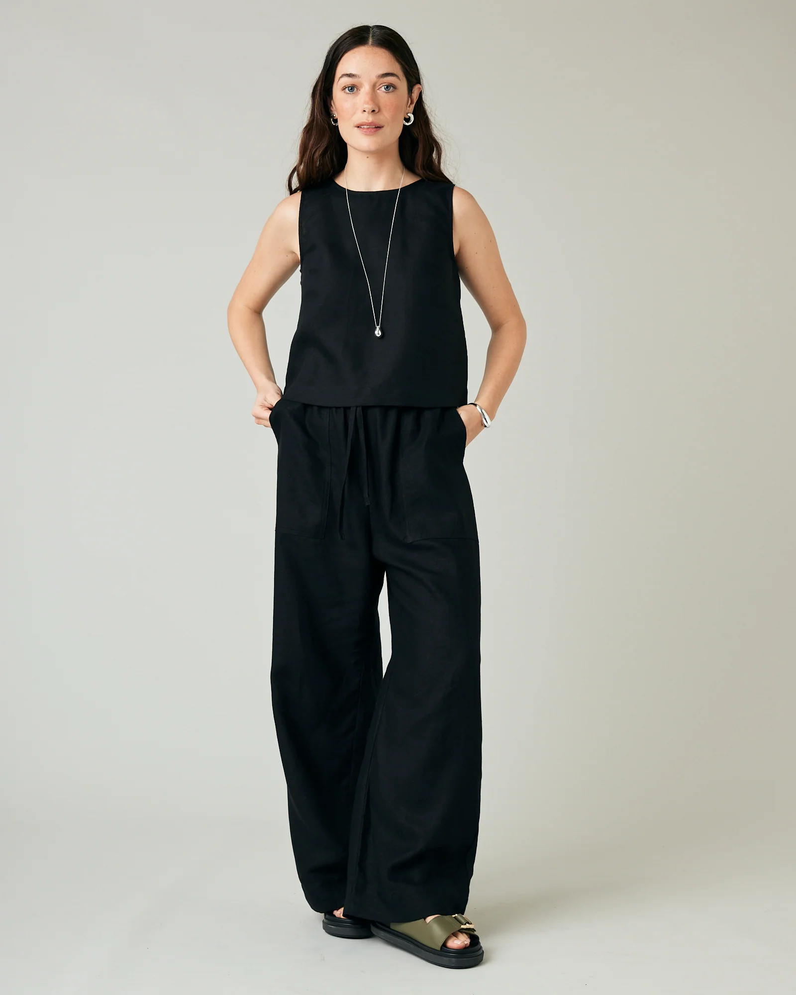 Lexi Black Linen Trousers - Image 5