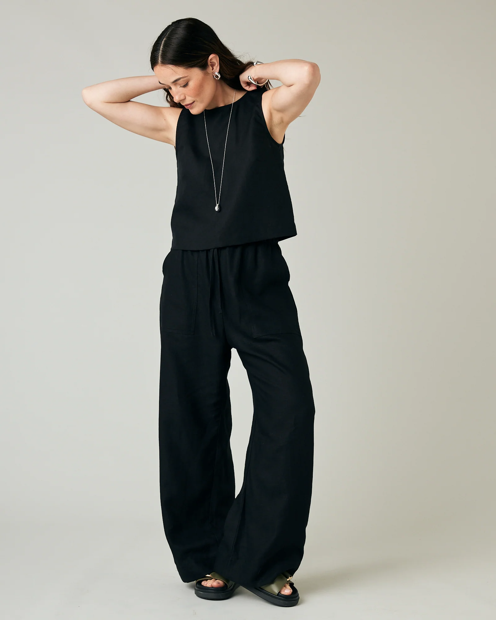 Lexi Black Linen Trousers - Image 7