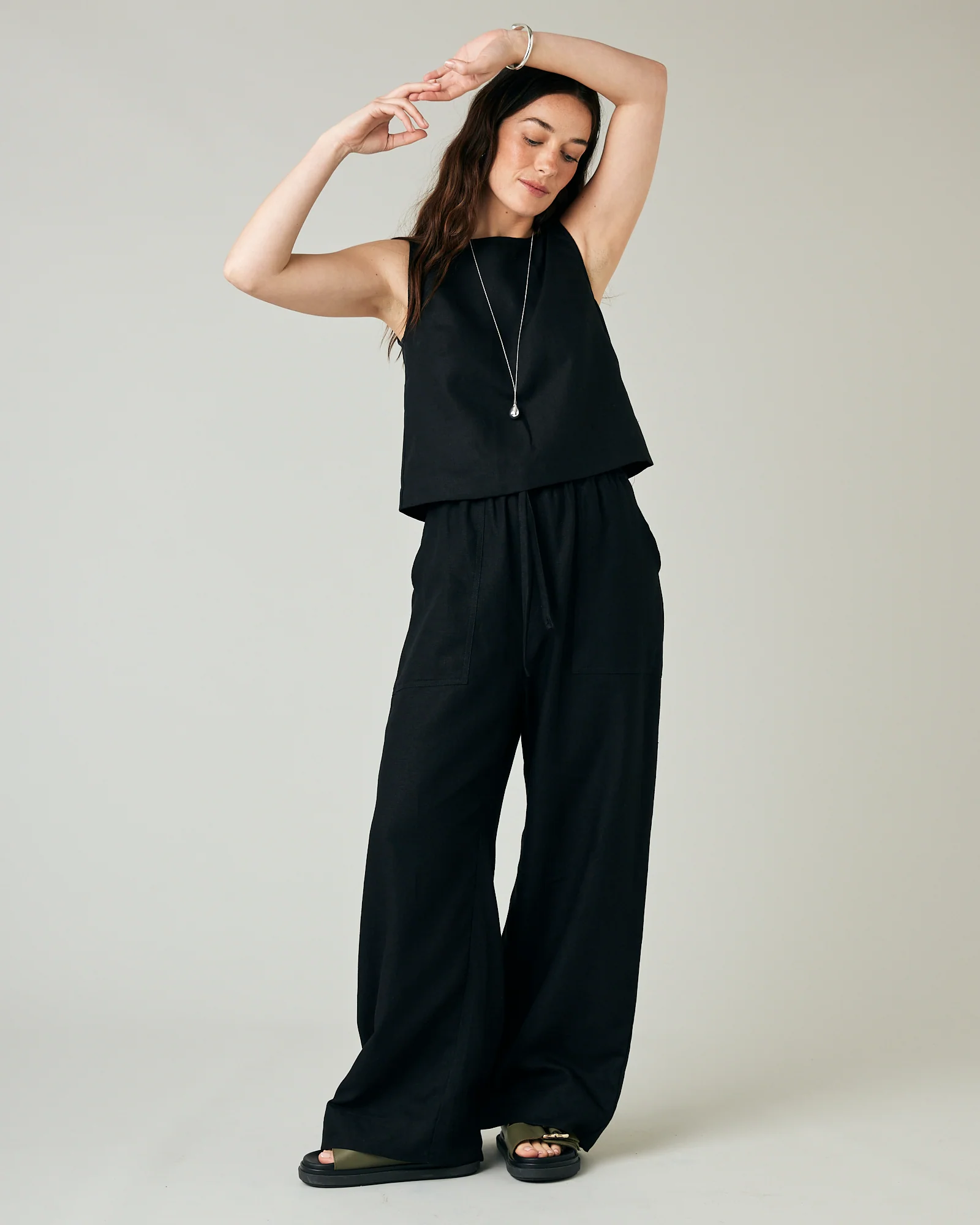 Lexi Black Linen Trousers - Image 8