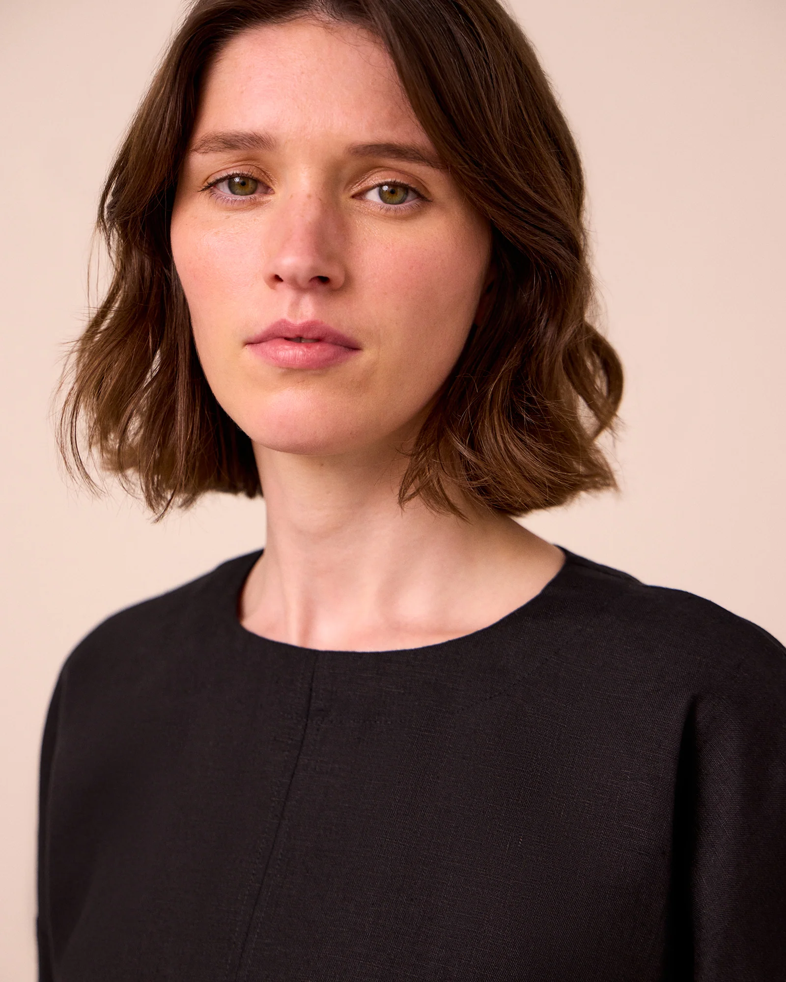 Lisa Black Linen Top - Image 4
