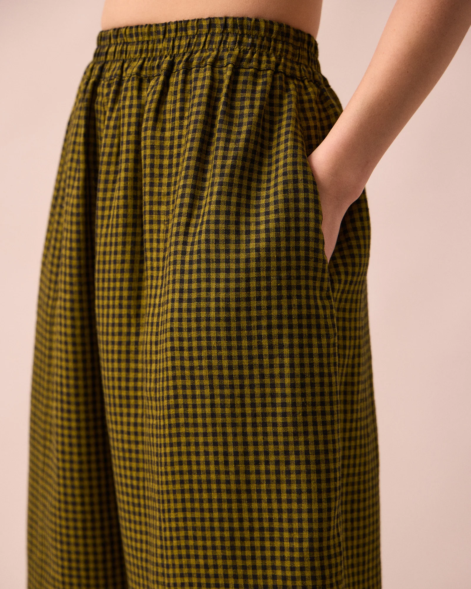 Mabel Fresh Olive Mini Gingham Linen Trousers - Image 3