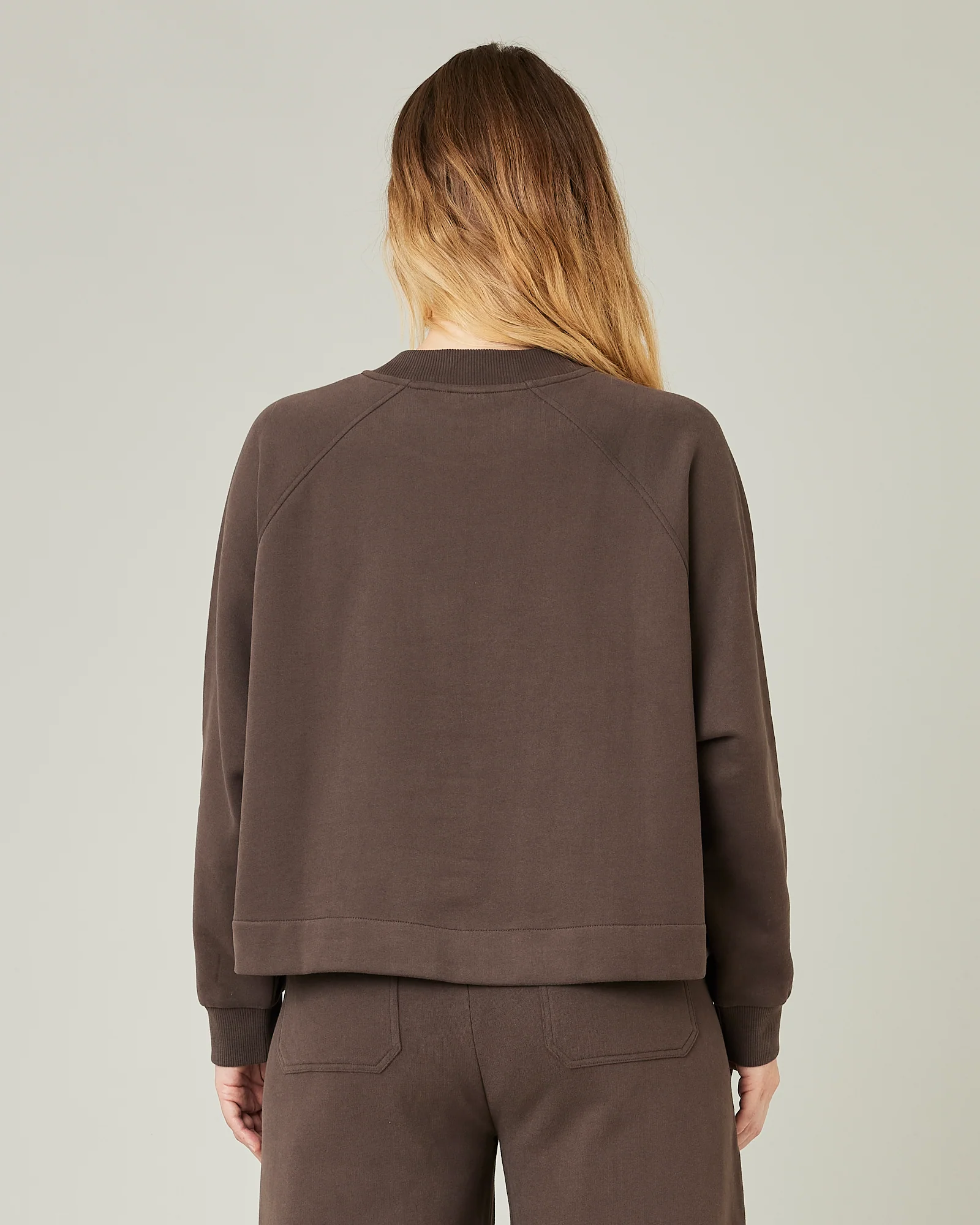 Noa Chocolate Fleeceback Jersey Jumper - Image 12
