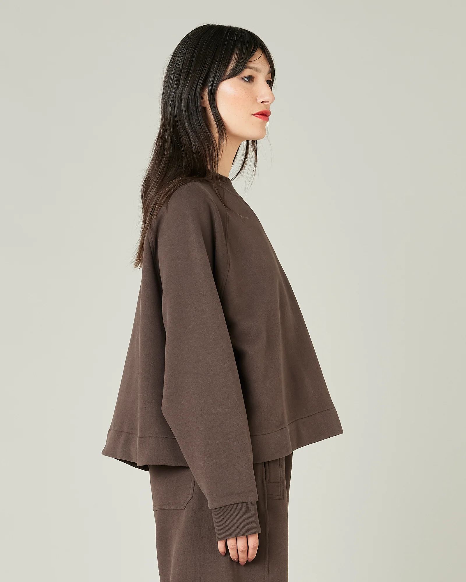 Noa Chocolate Fleeceback Jersey Jumper - Image 4