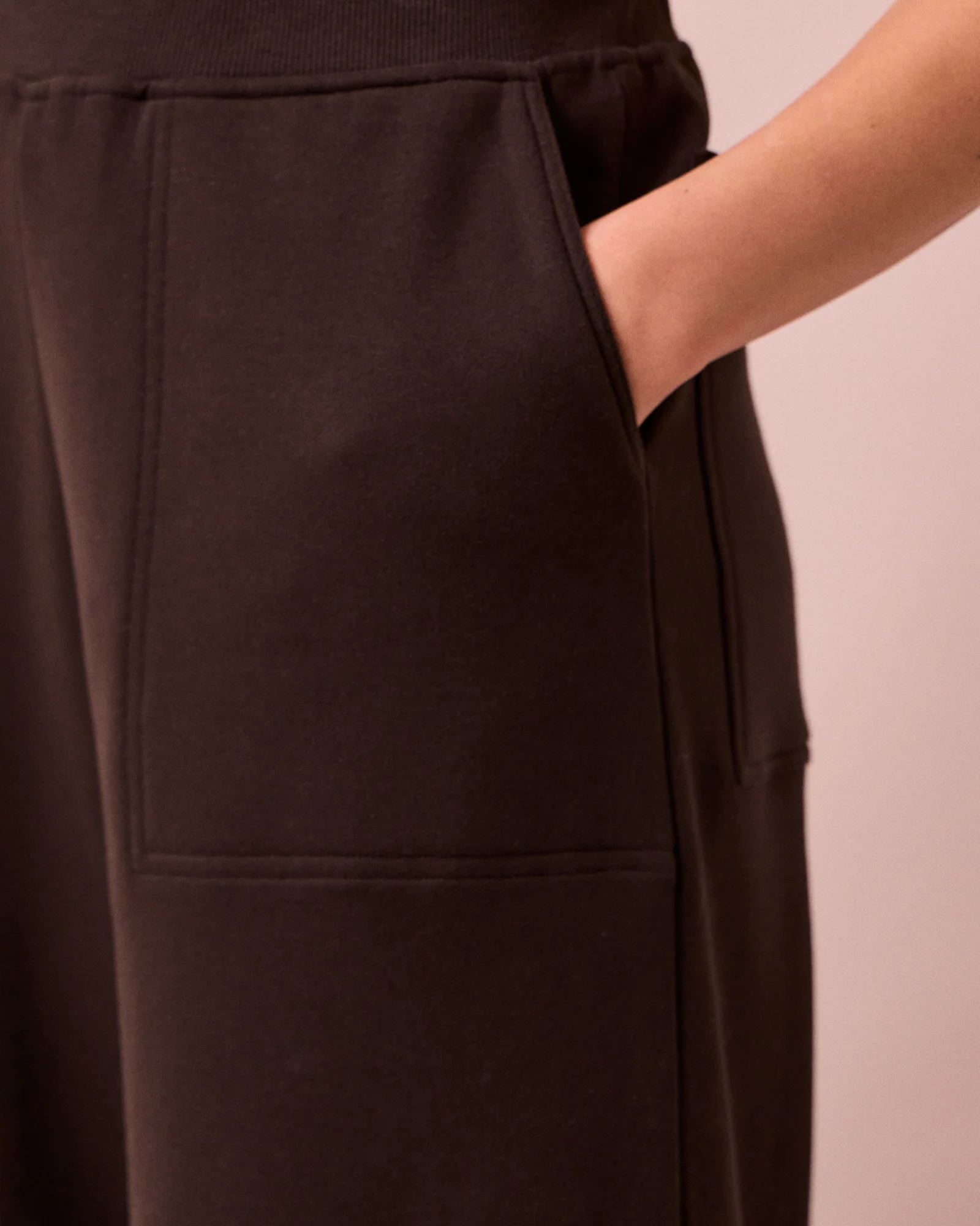 Pascale Ganache Fleeceback Jersey Trousers - Image 4